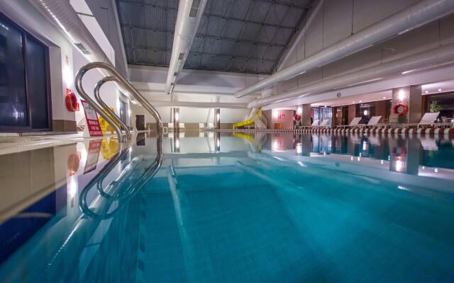 Taksim International Abant Palace Oteli