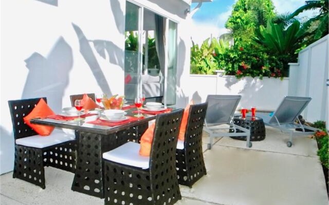 The Greens 6 Rawai 2 Bedrooms Villa