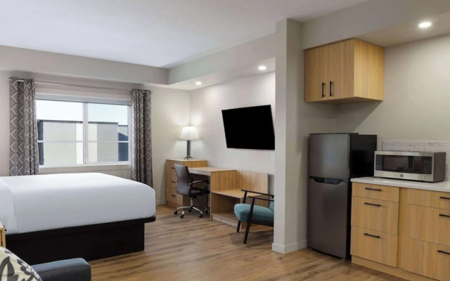 Baymont By Wyndham West Edmonton