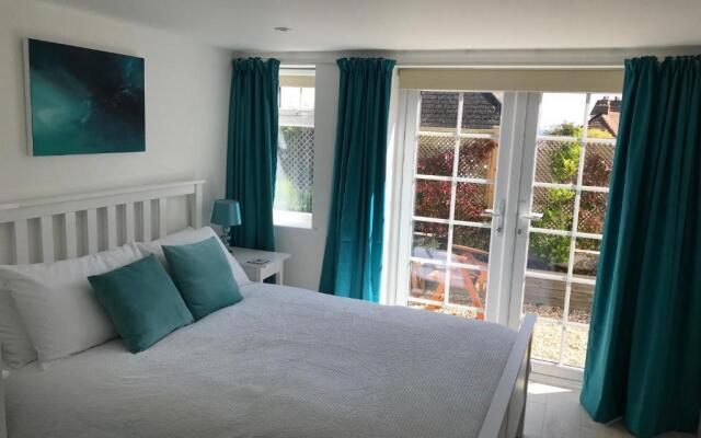 Lyme View Apartment