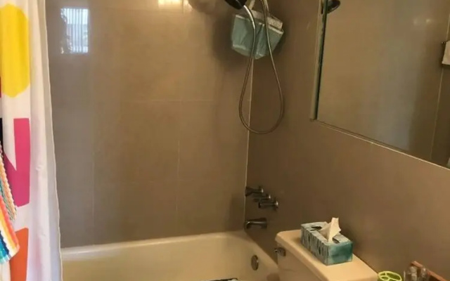 Golden Isles Suite 315