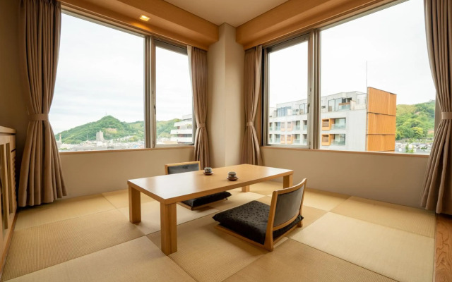 Dogo Onsen Hotel Kowakuen