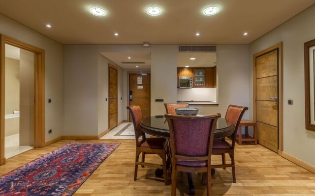 Hotel Royal Savoy