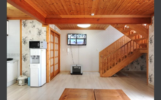 Geoje Floria Pension