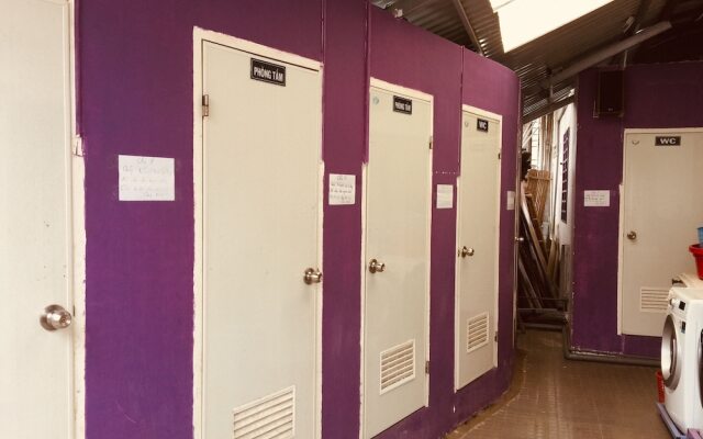 Hai Cay Thong Homestay - Hostel