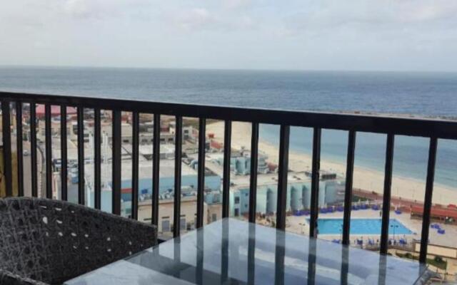 the fardous apartment sea view