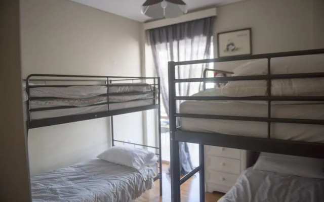 Athens Deluxe Apartment near Acropolis