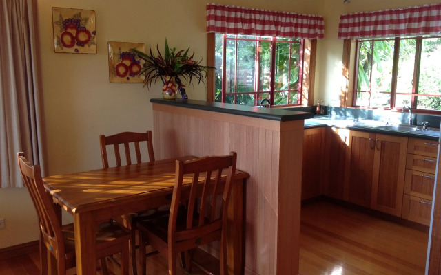 Jacaranda Park Holiday Cottages