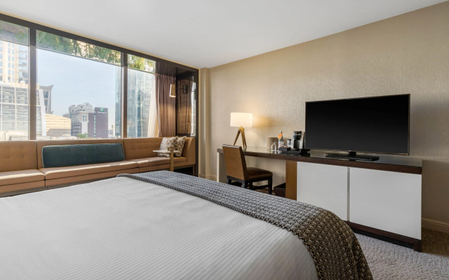 Omni Charlotte Hotel