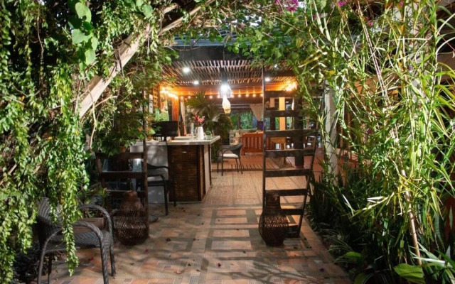 Hotel Madreselva