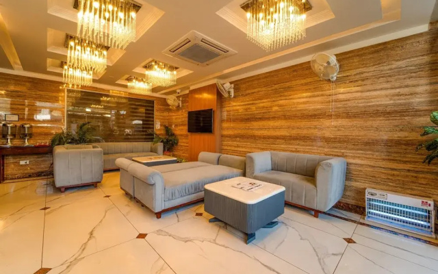 Hotel The Grand Dewan