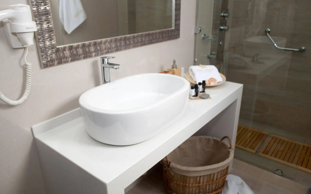 Blue Horizon Villa & Suites