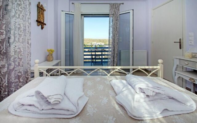 Avlemonas Bay Sea Houses