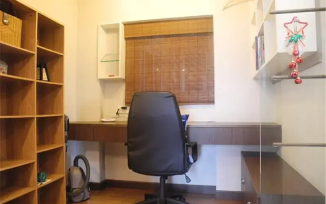 Shenzhen Leyi Family Apartment