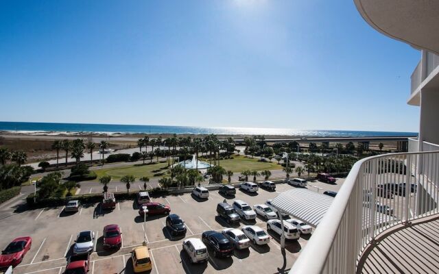 Crb0511 3 Bedroom Condo