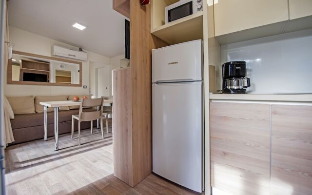 Camping LANTERNA Mobile Homes & Lodge Tents