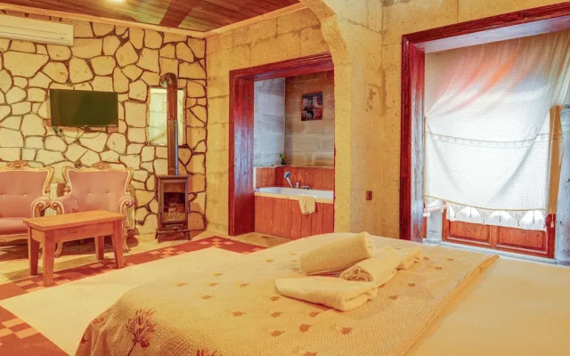 Nar-I Ask Cave Hotel