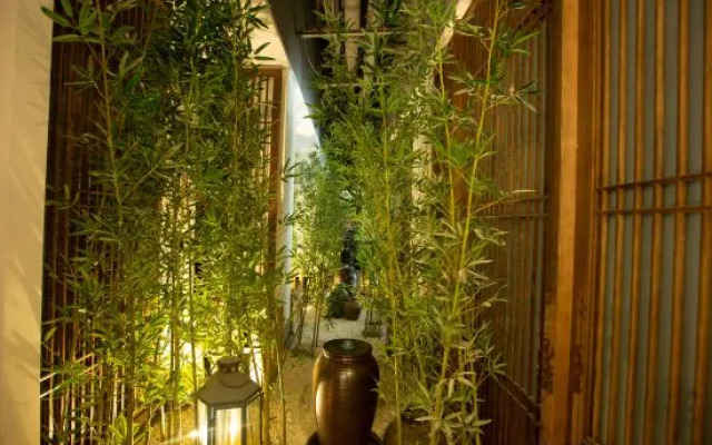 Zhongzhou Yihe Hotel