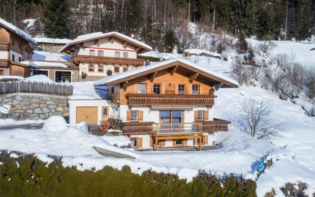 Wooden Chalet in Salzburg With Terrace
