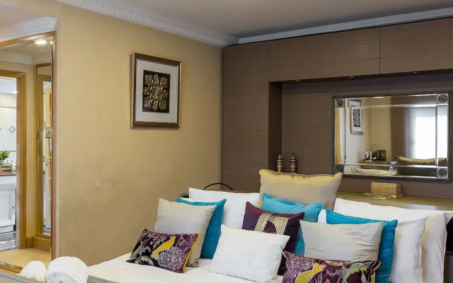 Penthouse 3-bed 3-bath on Marble Arch