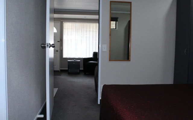Rose City Motel