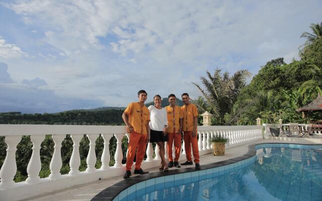Sunset Lavinia Hotel