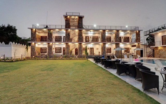 Keshav Resort