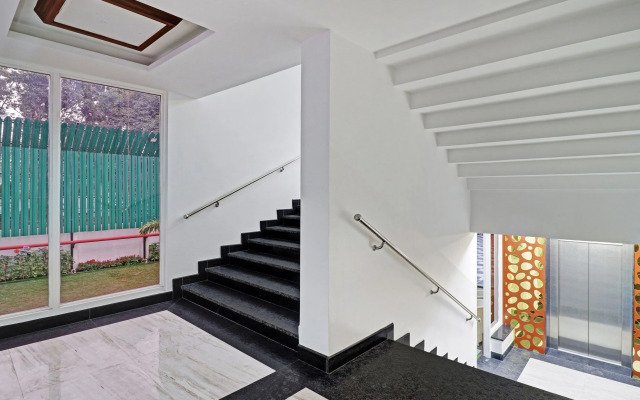 Treebo Trend Kanopy Greens