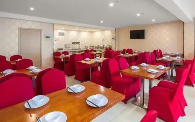 Vienna Changsha Wuyi Avenue Railway Station