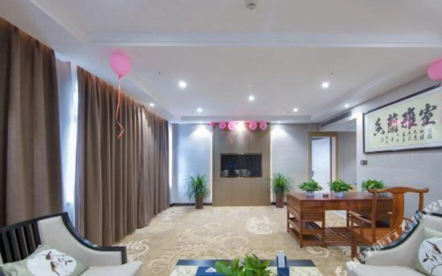 Yueji Smart Hotel