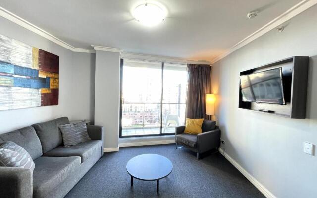 KOZYGURU SYDNEY CBD Family Friendly 3Bed APT NHA653-1702