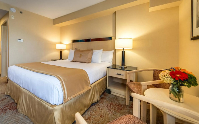 Monte Carlo Inn & Suites Downtown Markham