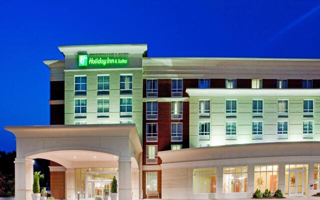 Holiday Inn Hotel & Suites Williamsburg-Historic Gateway, an IHG Hotel