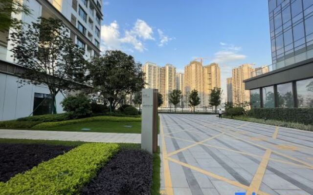 Borui Hotel Apartment (Shenzhen International Convention and Exhibition Center)