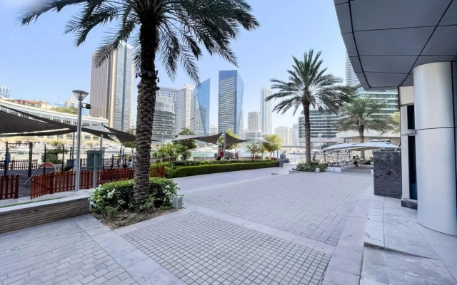 Unparalleled Luxury Marina Walk
