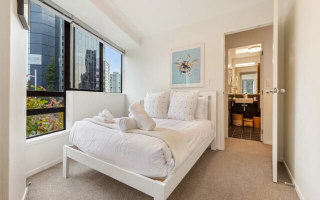 Prime Location - 2 Bedroom Urban Retreat