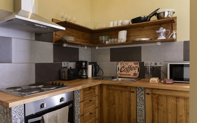 New - Walnuttree Double 12 Person Apartment Central in Budapest - Hungary