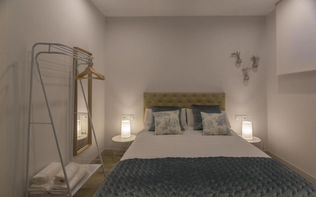 TRIA NOMINA Apartamentos Turísticos