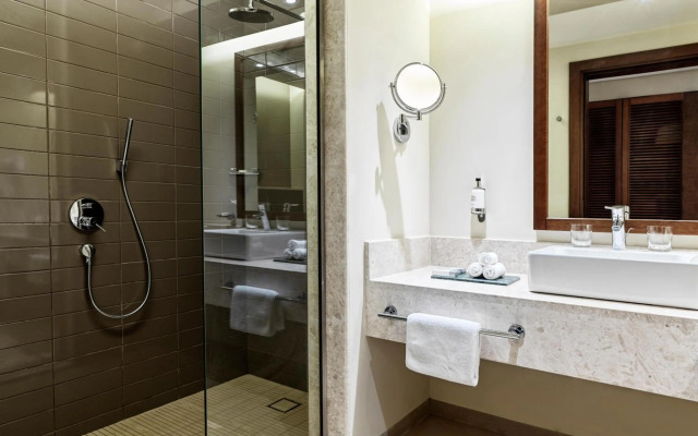 New Hotel Roblin
