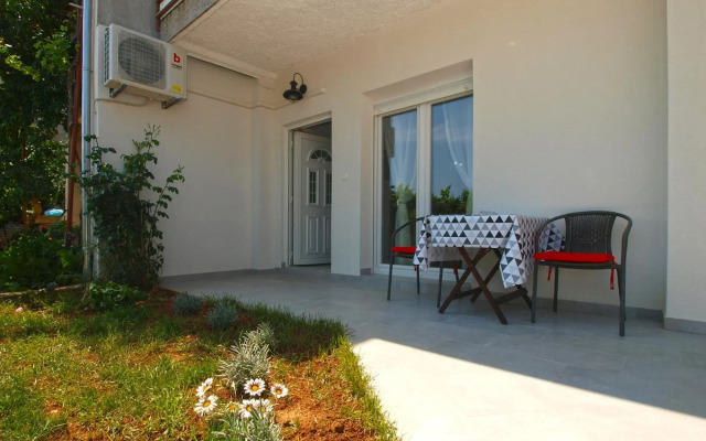 Apartment Florinda 2091