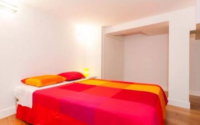 Holi-Rent Descalzos D