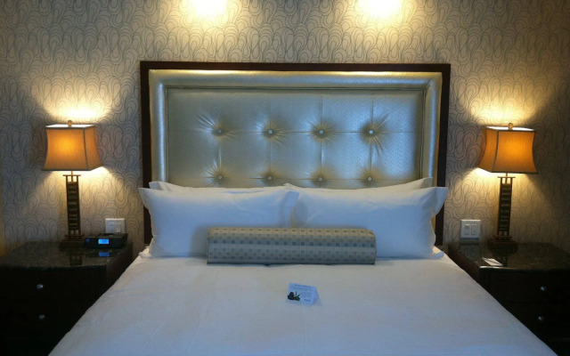 Town & Country Inn and Suites