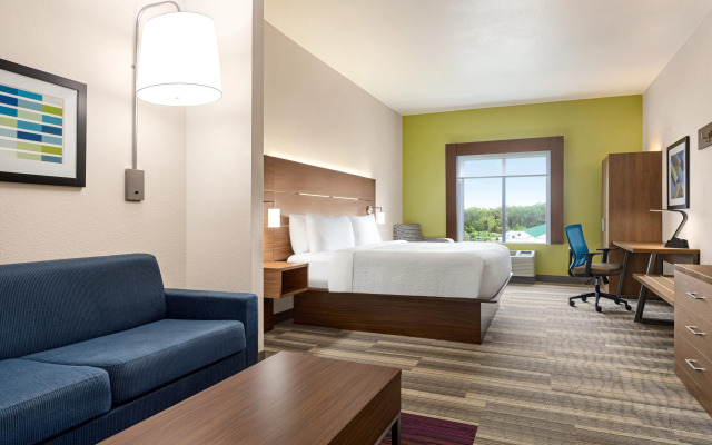 Holiday Inn Express Hotel & Suites Waycross by IHG