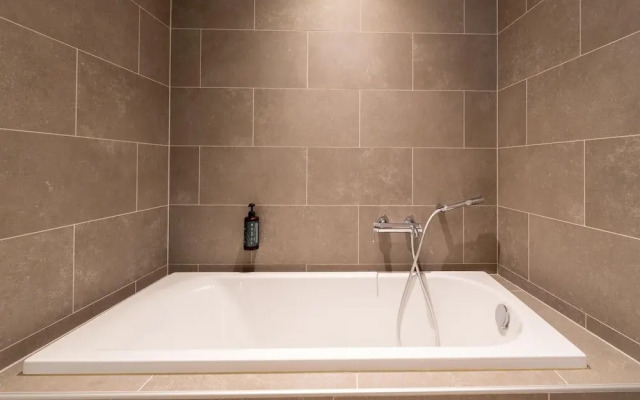 Elegant Mansion With Pools