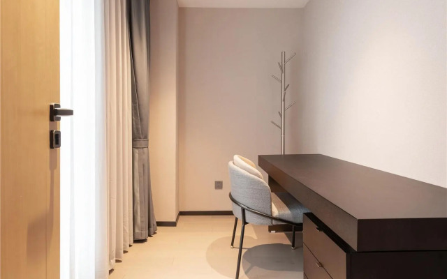 Cresasia Residence