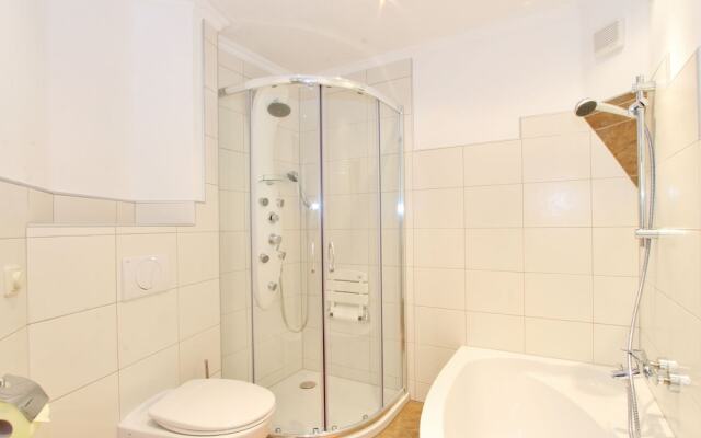 Modern Apartment Near Ski Area in Uttendorf