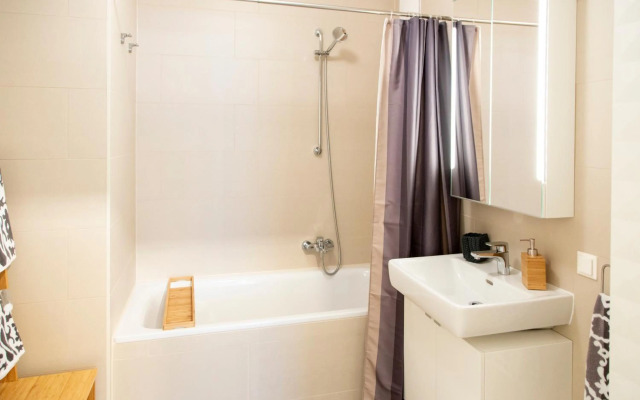 Cozy & Cool Apartment * 5 Min to City Center