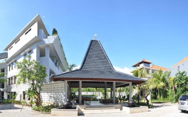 Padang Padang Inn