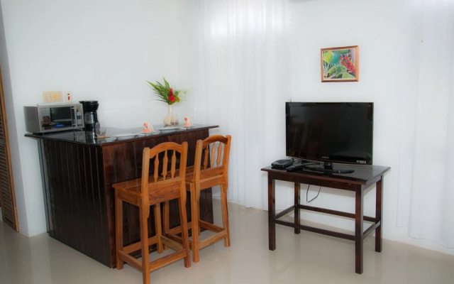 Firefly Beach Cottages and Suites