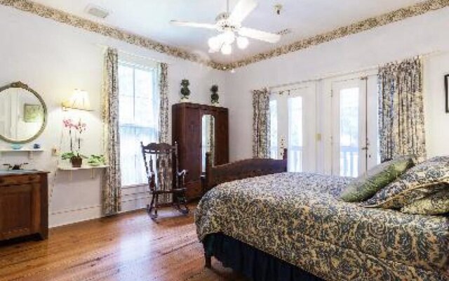 Herlong Mansion Bed & Breakfast